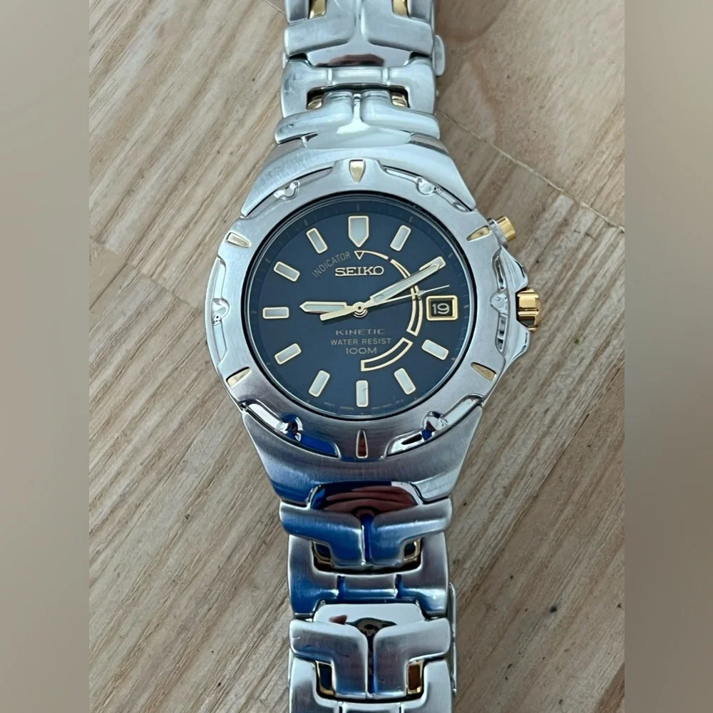 Seiko Kinetic Blue Dial Automatic Rare Men’s Watch Two-Tone Bracelet Date Window